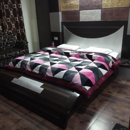 Hotel Shakuntala Катра Екстер'єр фото