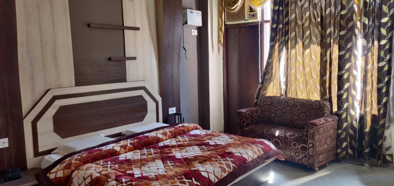 Hotel Shakuntala Катра Екстер'єр фото