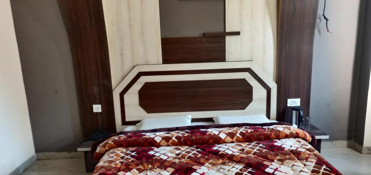 Hotel Shakuntala Катра Екстер'єр фото
