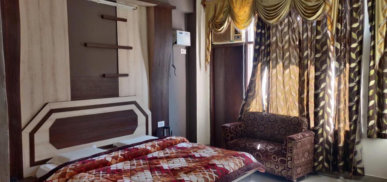 Hotel Shakuntala Катра Екстер'єр фото