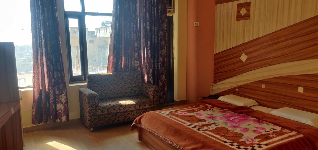 Hotel Shakuntala Катра Екстер'єр фото