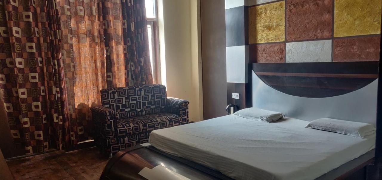 Hotel Shakuntala Катра Екстер'єр фото