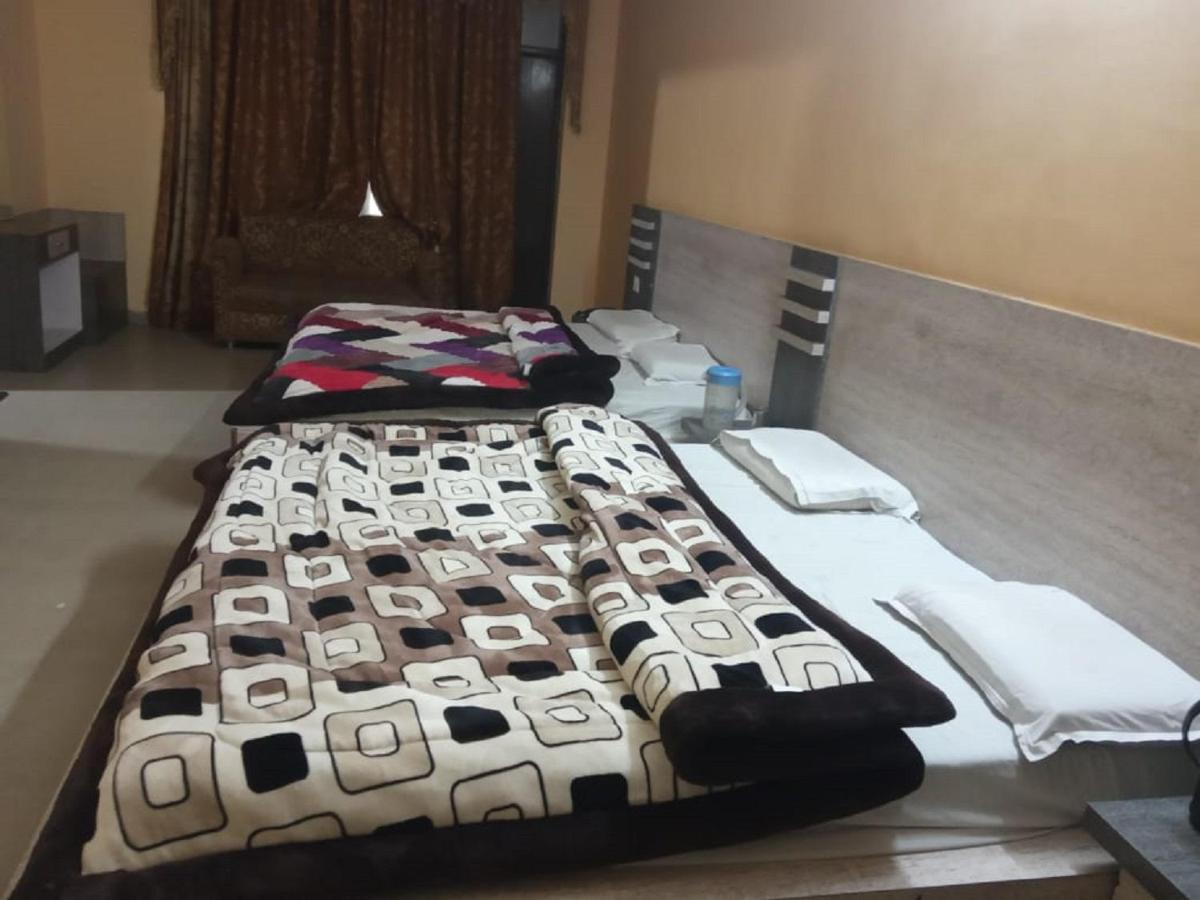Hotel Shakuntala Катра Екстер'єр фото
