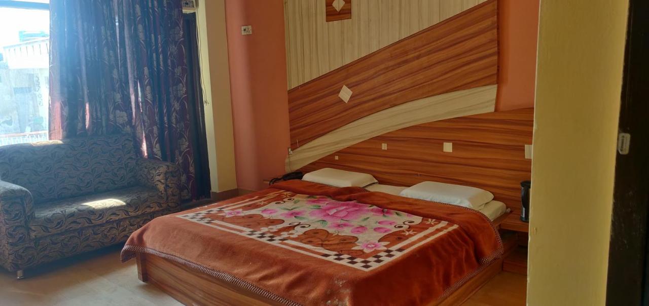 Hotel Shakuntala Катра Екстер'єр фото